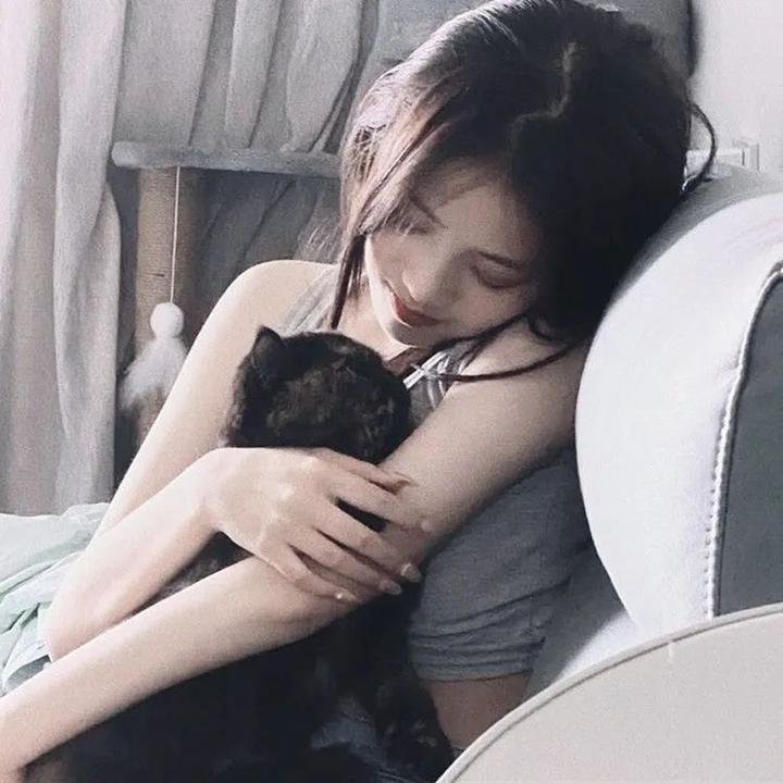 玉面桃花总相逢