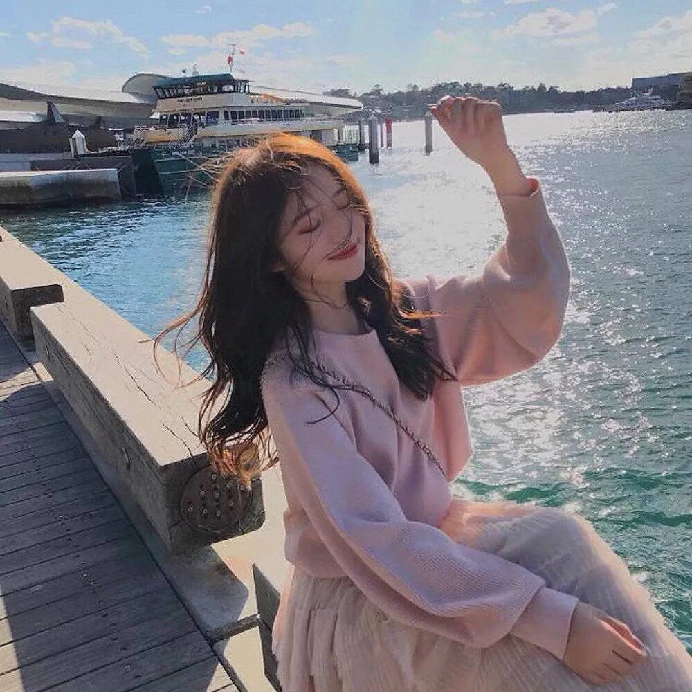 毕业后，捡个睡美人当老婆